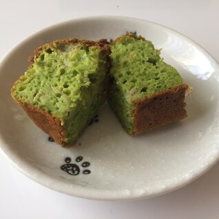 ほうれん草とバナナの簡単パウンドケーキ